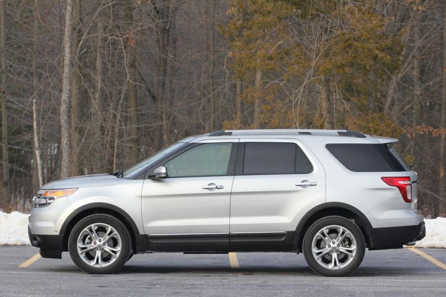  Ford Explorer Limited 4WD 2011 года  (фото 27 из 60)